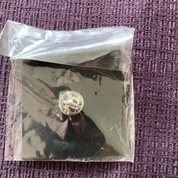 Bob Hope's 100th Birthday Hirschfeld Pin 2003 Library of Congress Event Sealed - Picture 3 of 3